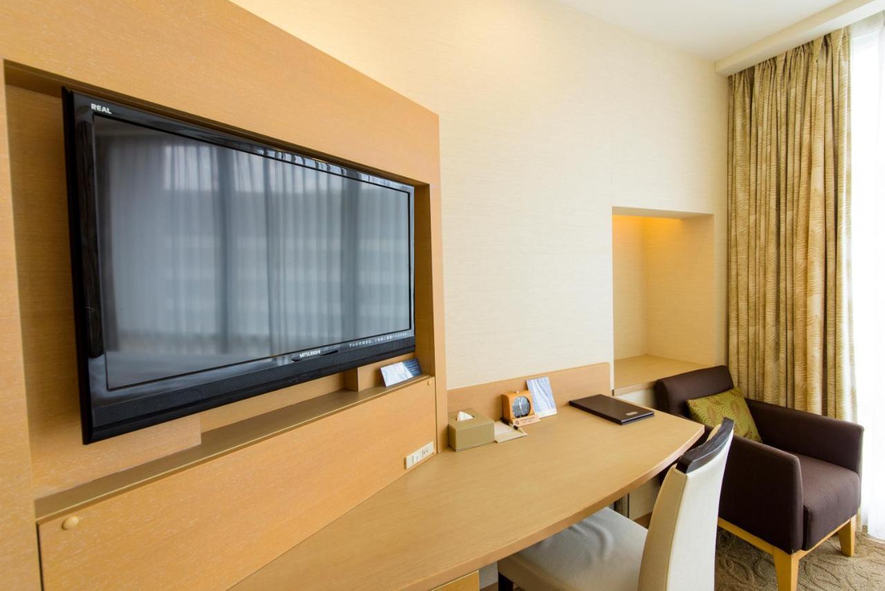 Nishitetsu Resort Inn Naha Room photo